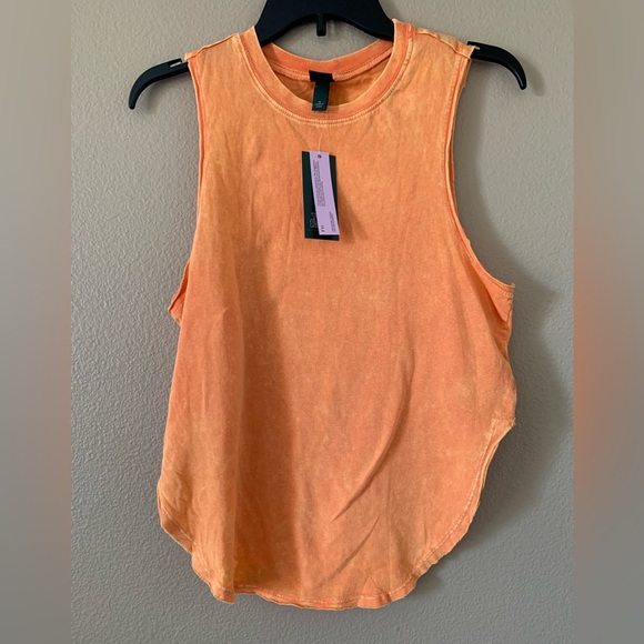 Wild Fable Women’s Orange Sleeveless Tank NWT SIZE M - Picture 1 of 8